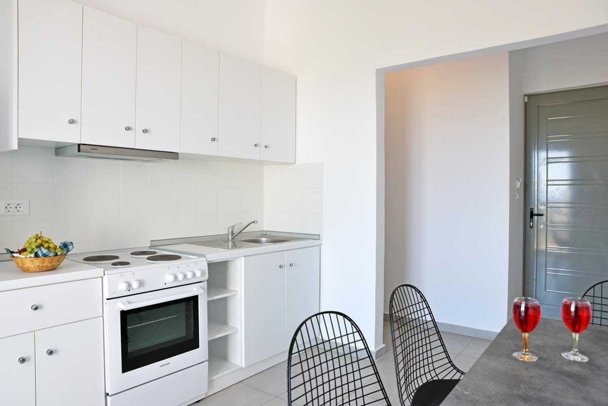 Hillside Studios & Apartments, ,