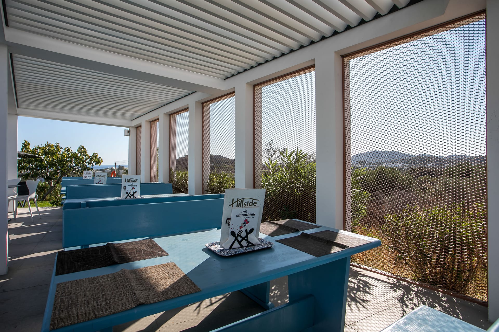 Hillside Studios & Apartments, ,