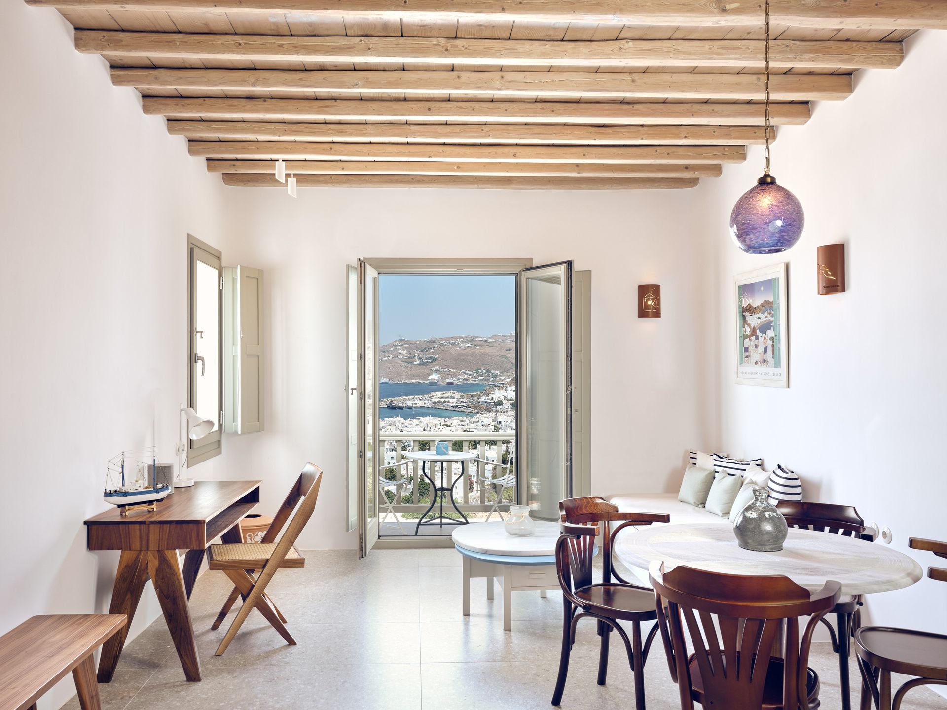 Hilltop Sea View Suite