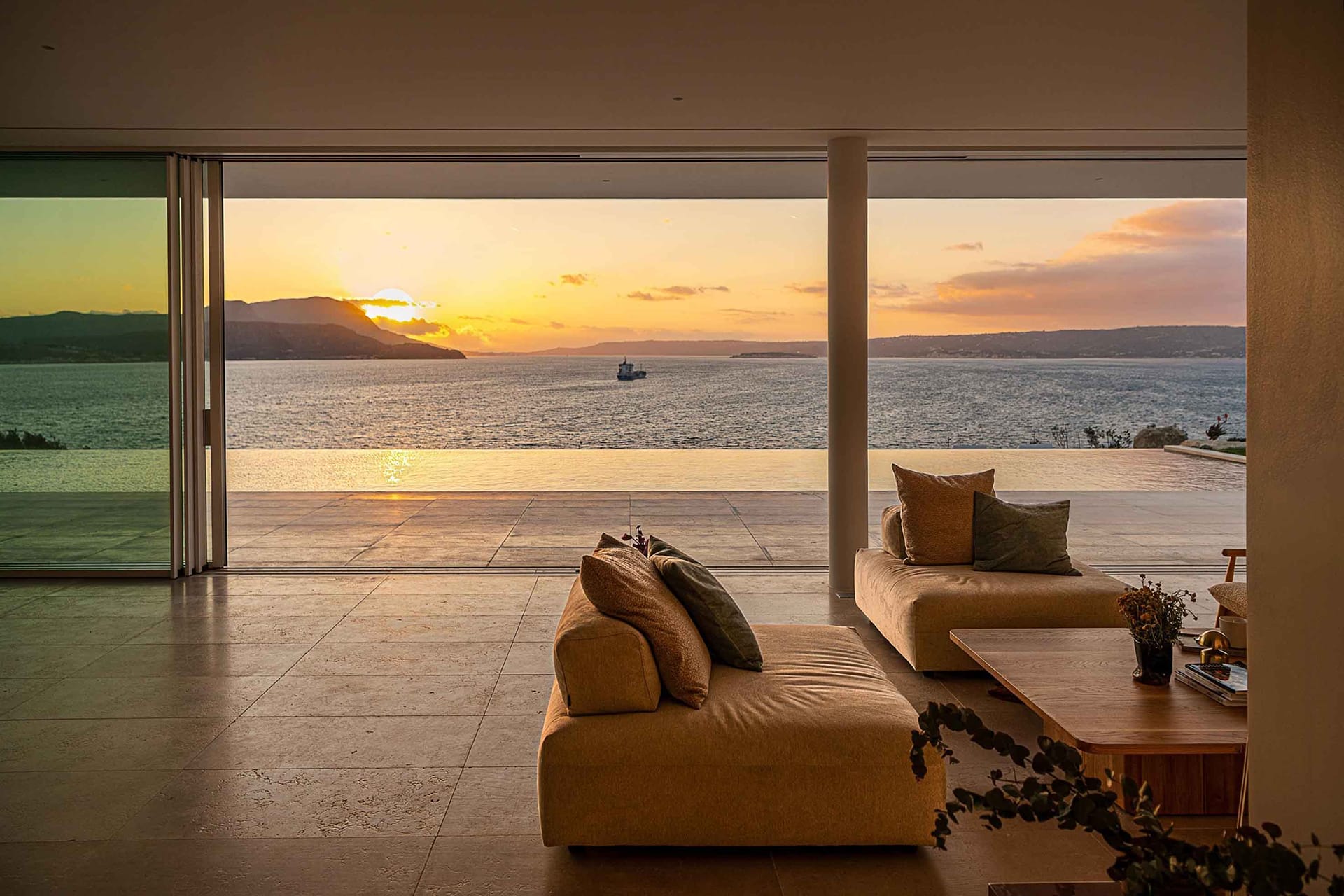 Akron Cliffside Villa | Plaka Apokoronas