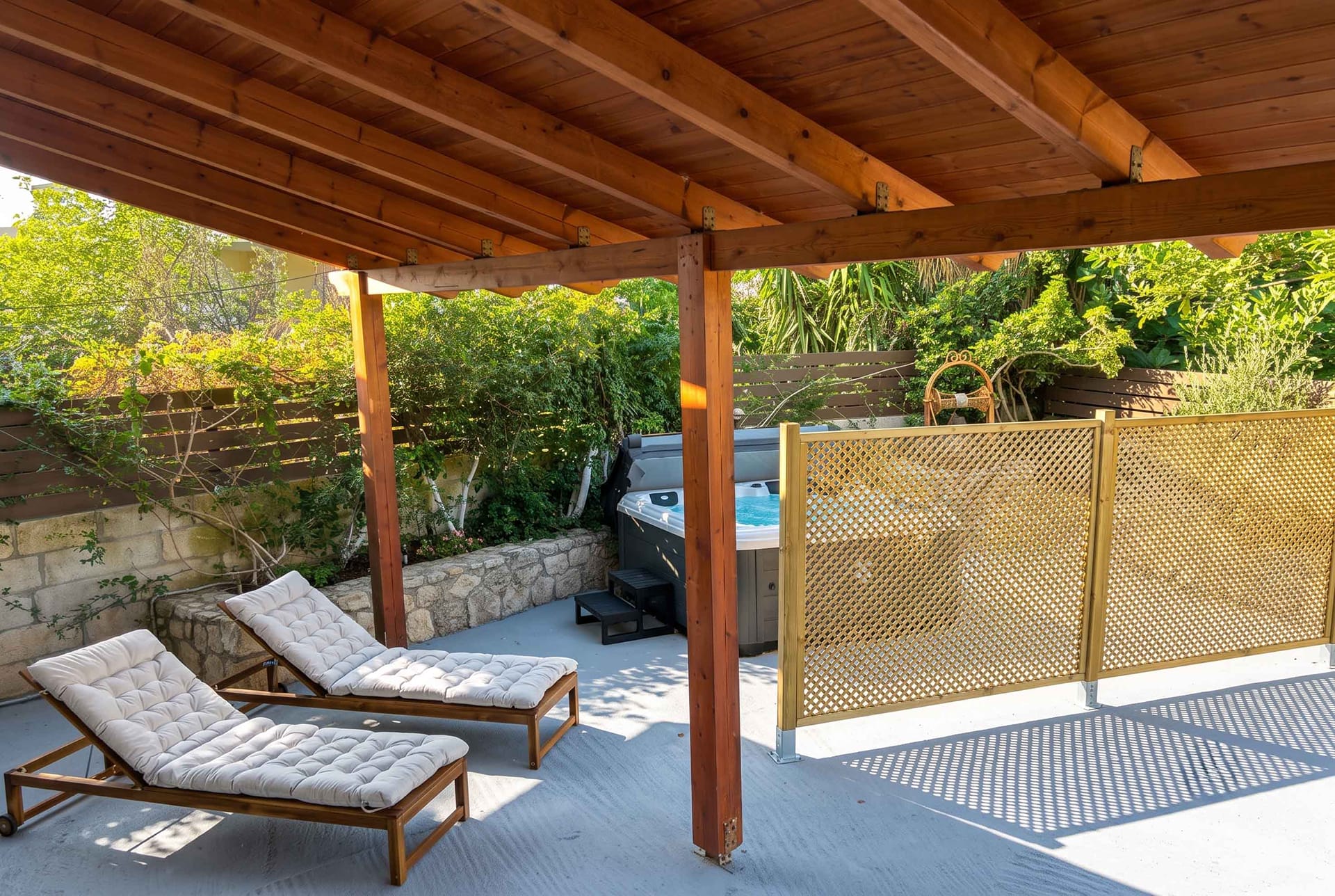 Despina Jacuzzi Studio | Kournas