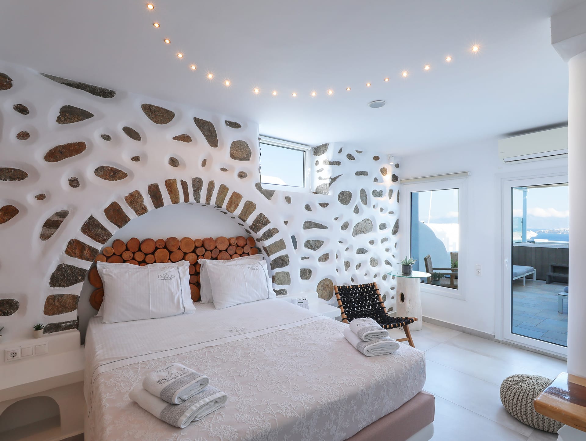 Grand Suite with Outdoor Jacuzzi