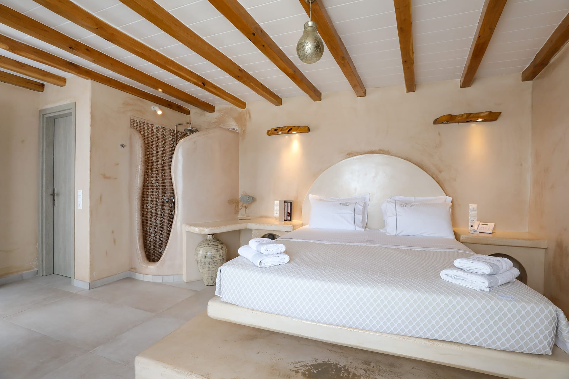 Junior Suite with Outdoor Jacuzzi