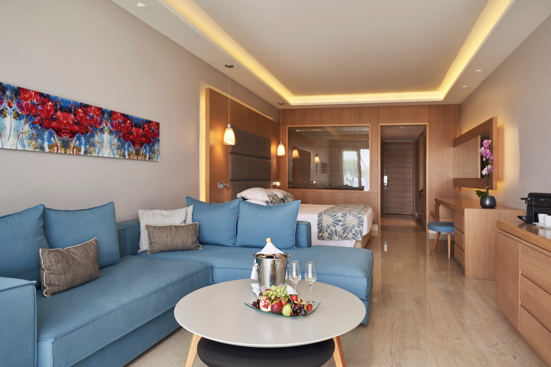 Junior Suite Beach Front Swim Up Sea View (Red Carpet Services)