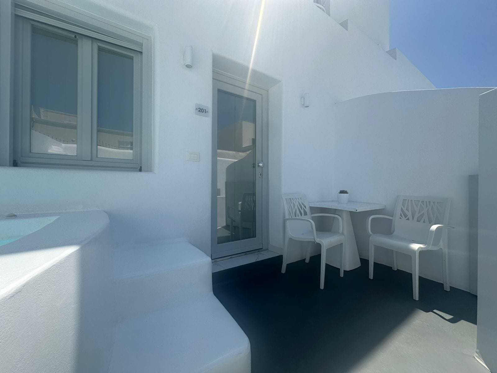 Superior Suite with Outdoor Hot Tub