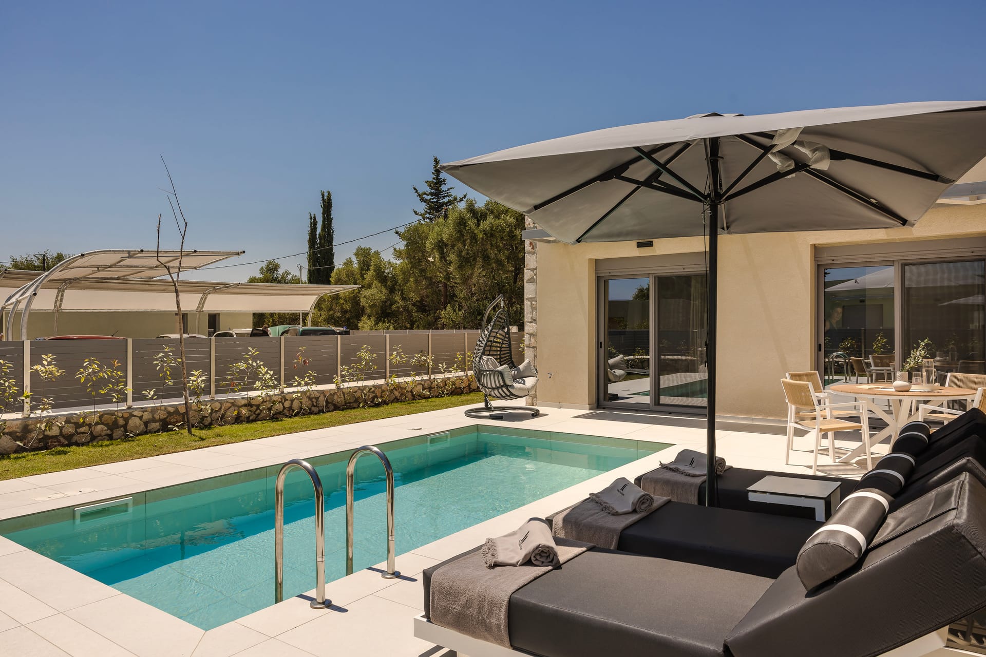 Superior Suite with Private Pool photo 6