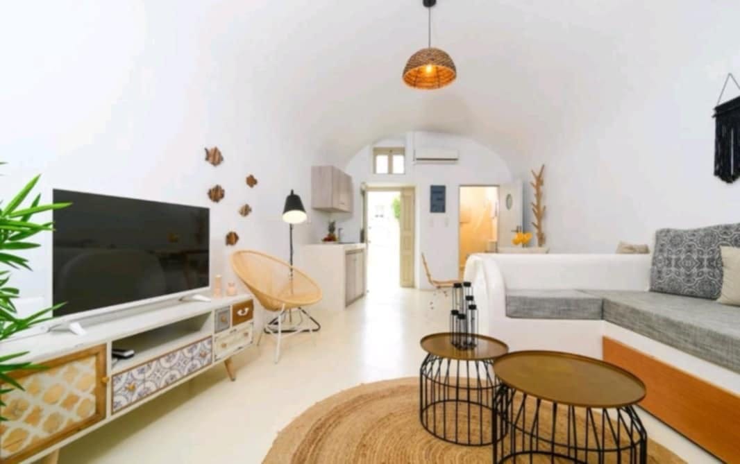 Irene Cave House