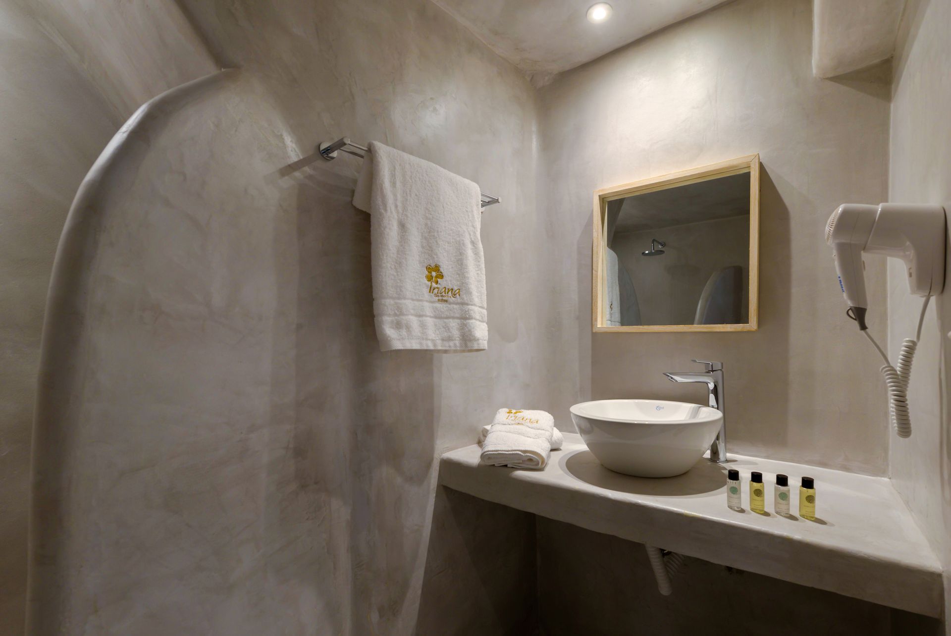 Honeymoon Suite Private Hot Tub