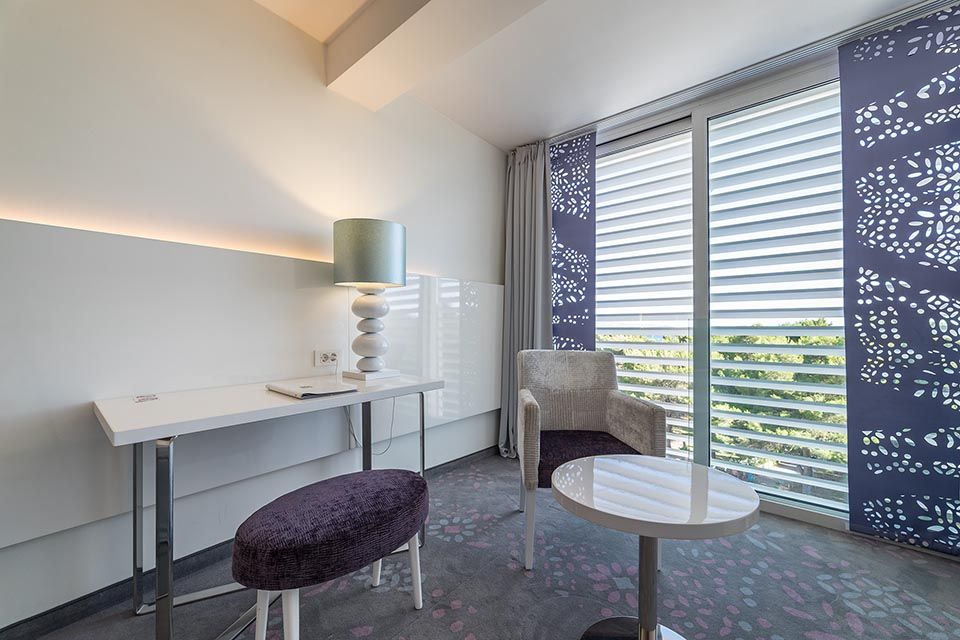 Doppel- oder Zweibettzimmer, 22 m² Meerblick, mit französischem Balkon-3