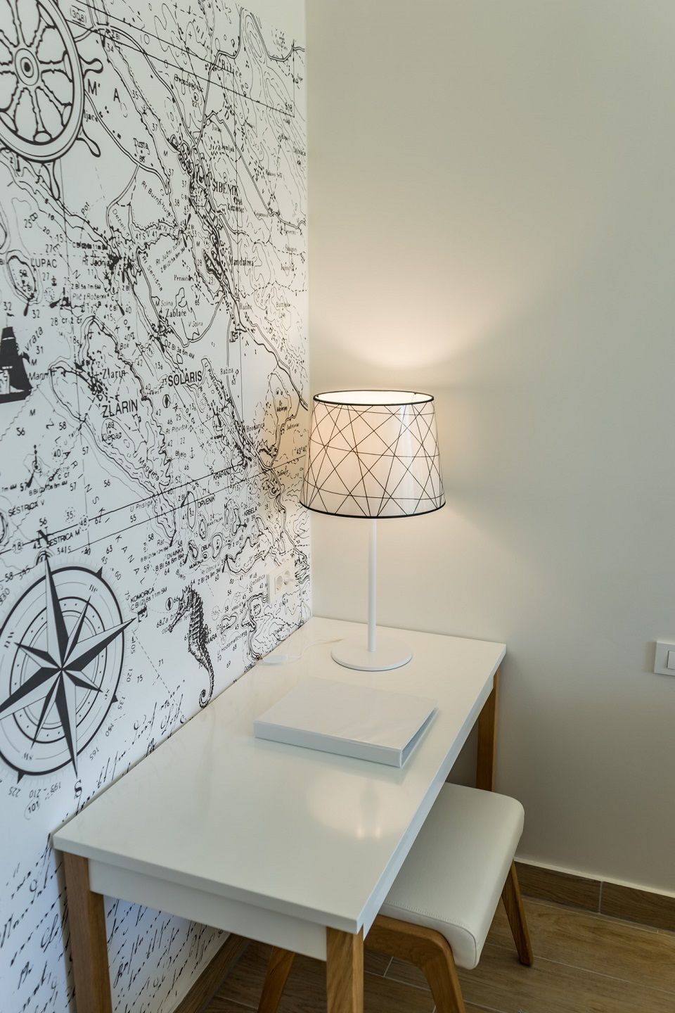 Dvokrevetna Soba +2 27m² Morska strana s Francuskim balkonom-4