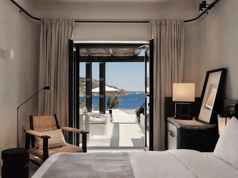 Junior Suite Sea View with Jetted Tub