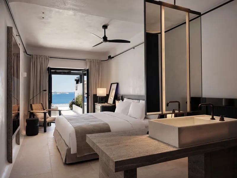 Junior Suite Sea View with Jetted Tub