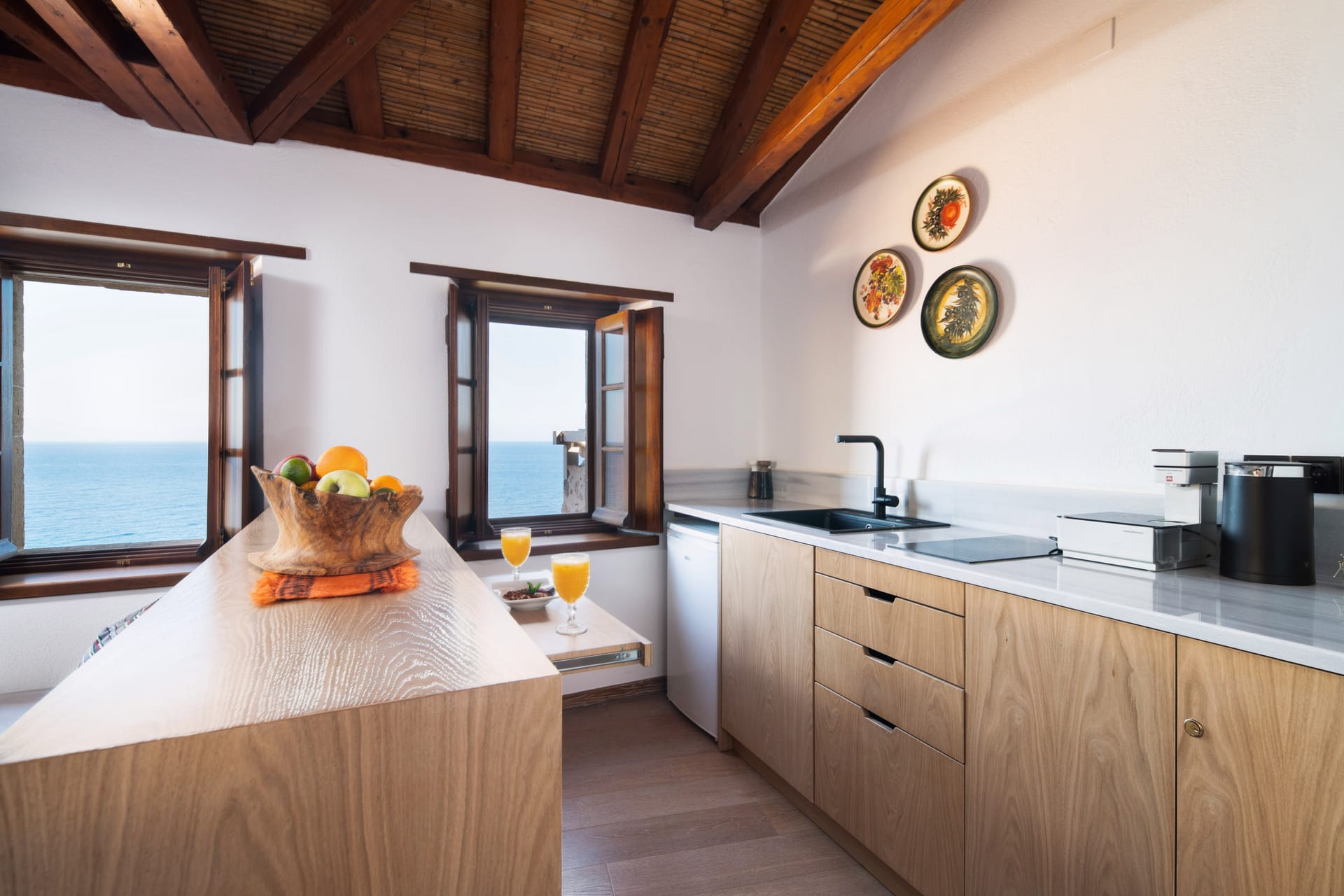  Split-Level Two-Bedroom Suite "Menekses"