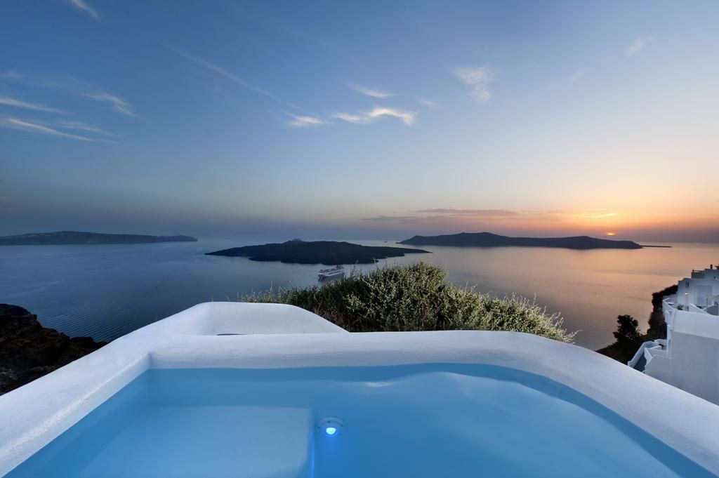 Kamares Apartments Santorini, Greece Book Online