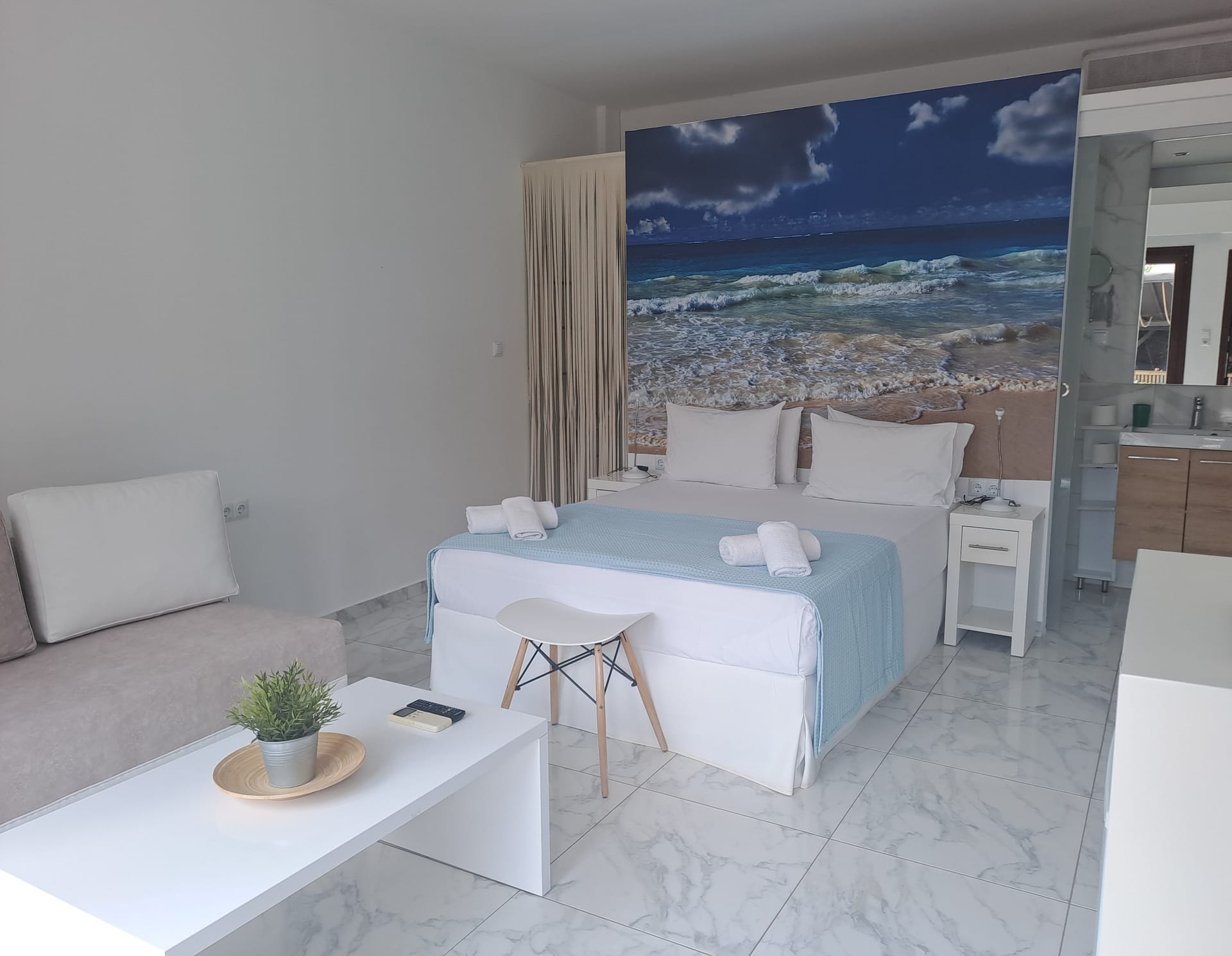 Junior Suite with Sea View Balcony