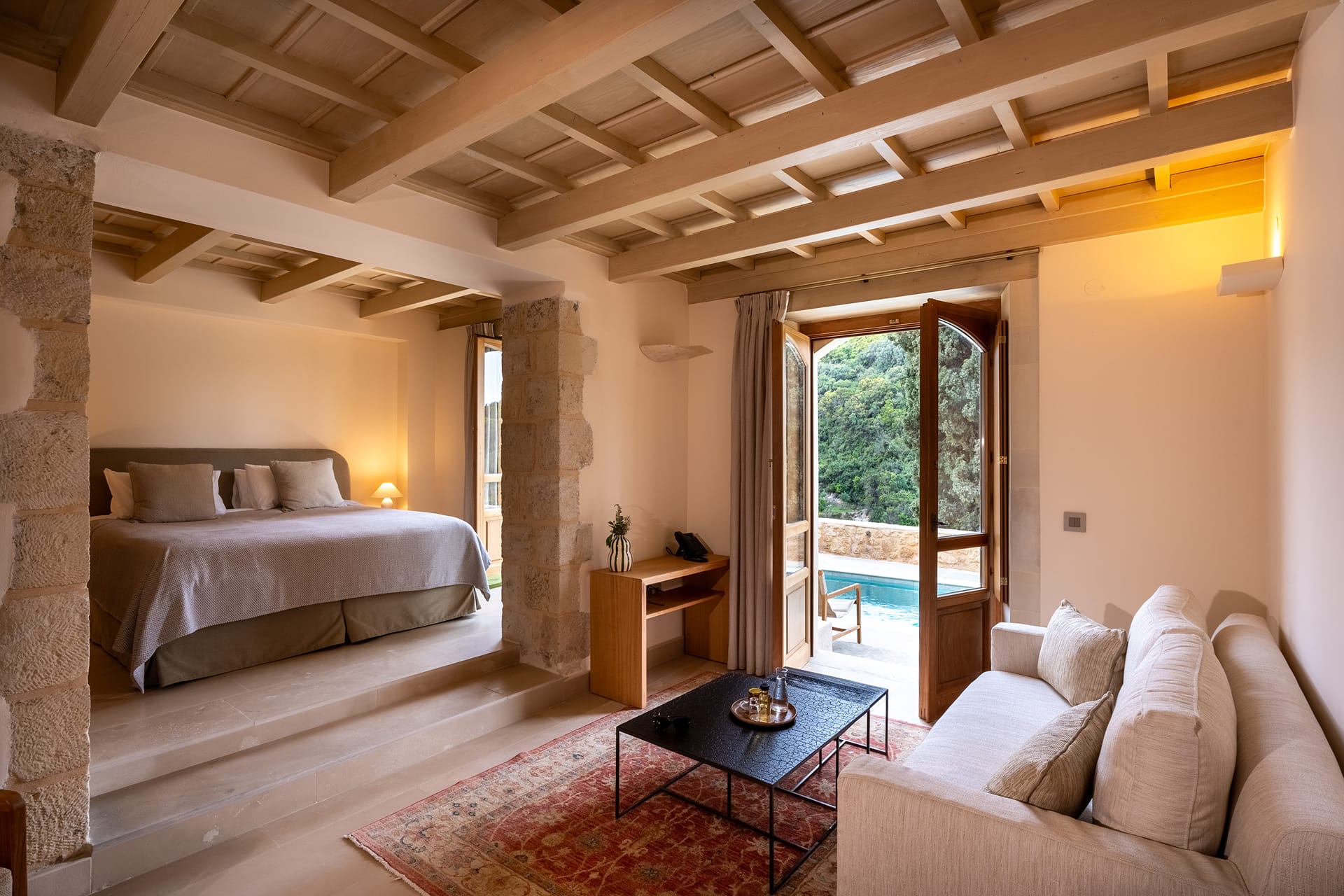 Superior Suite Private Pool (Callisto-Rhea)