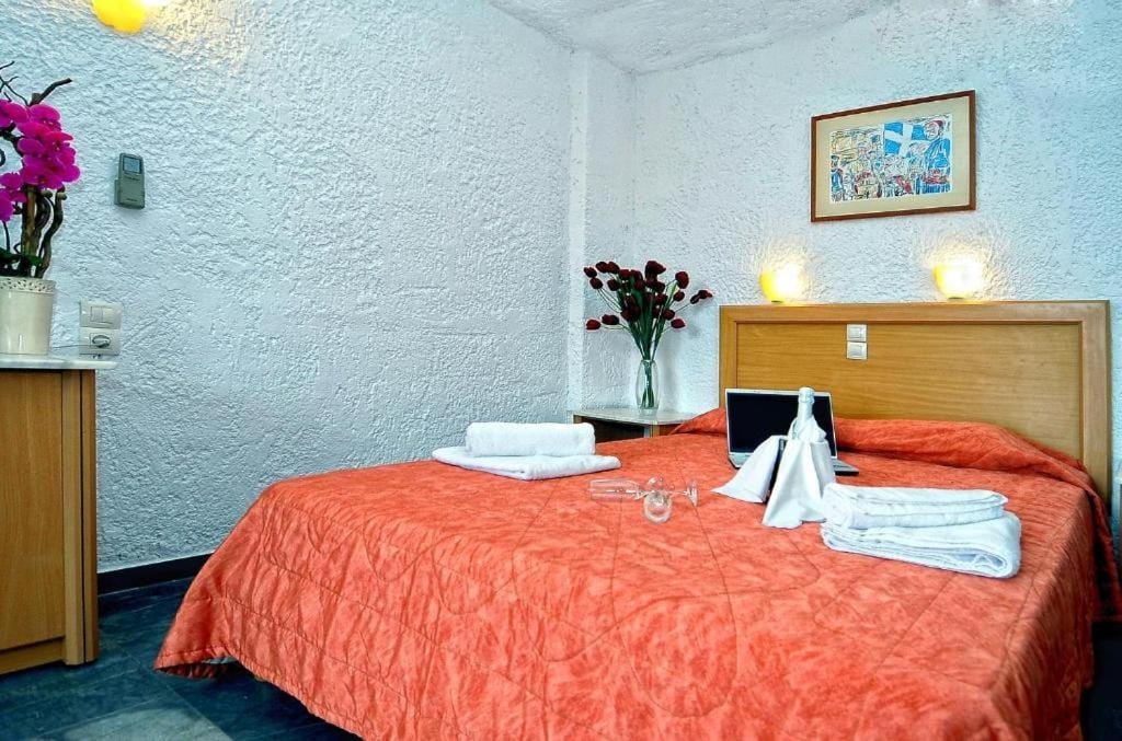 Standard Room with Garden View