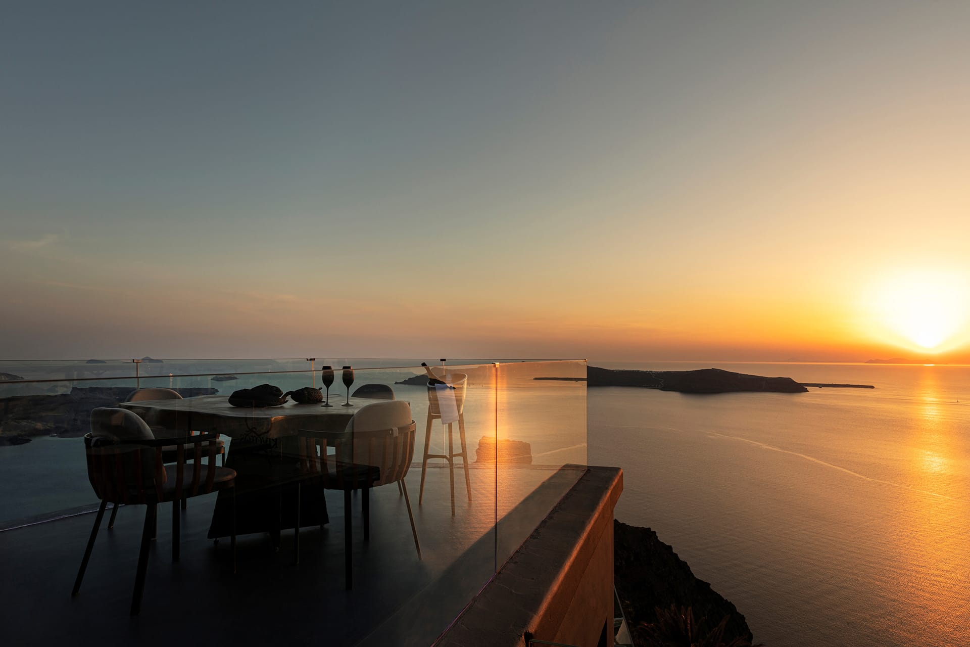Kivotos Santorini, ,
