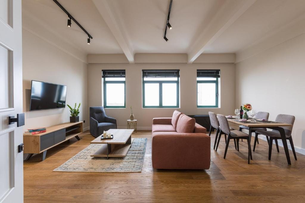 Deluxe Apartment Rear View