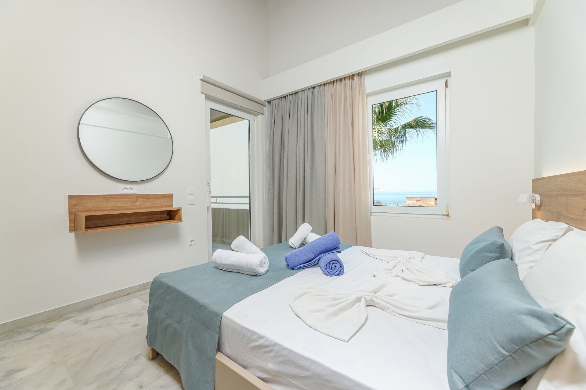 Family Sea View