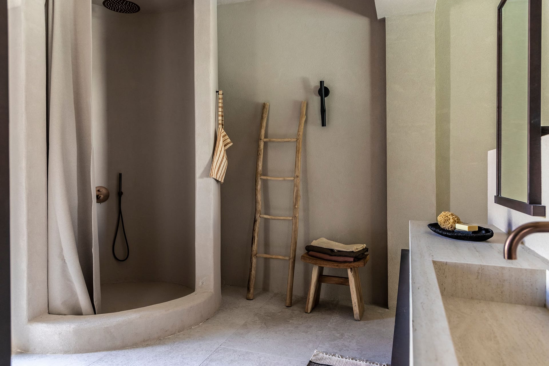 Swim Up Suite 40m²