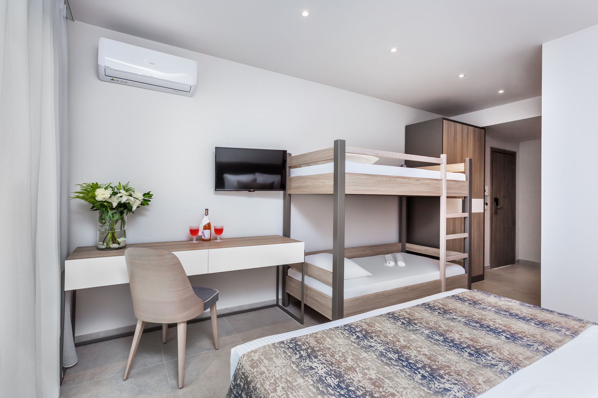 Executive Family Room Sea View