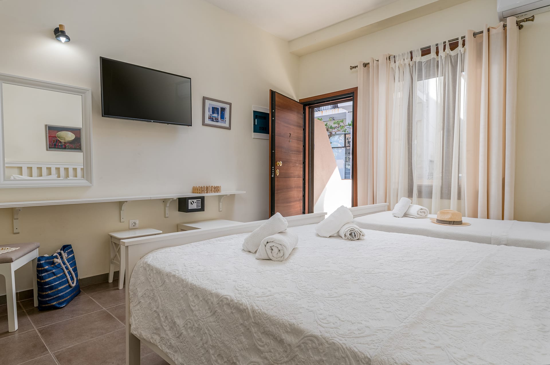 Triple Room Ground Floor Pefkohori