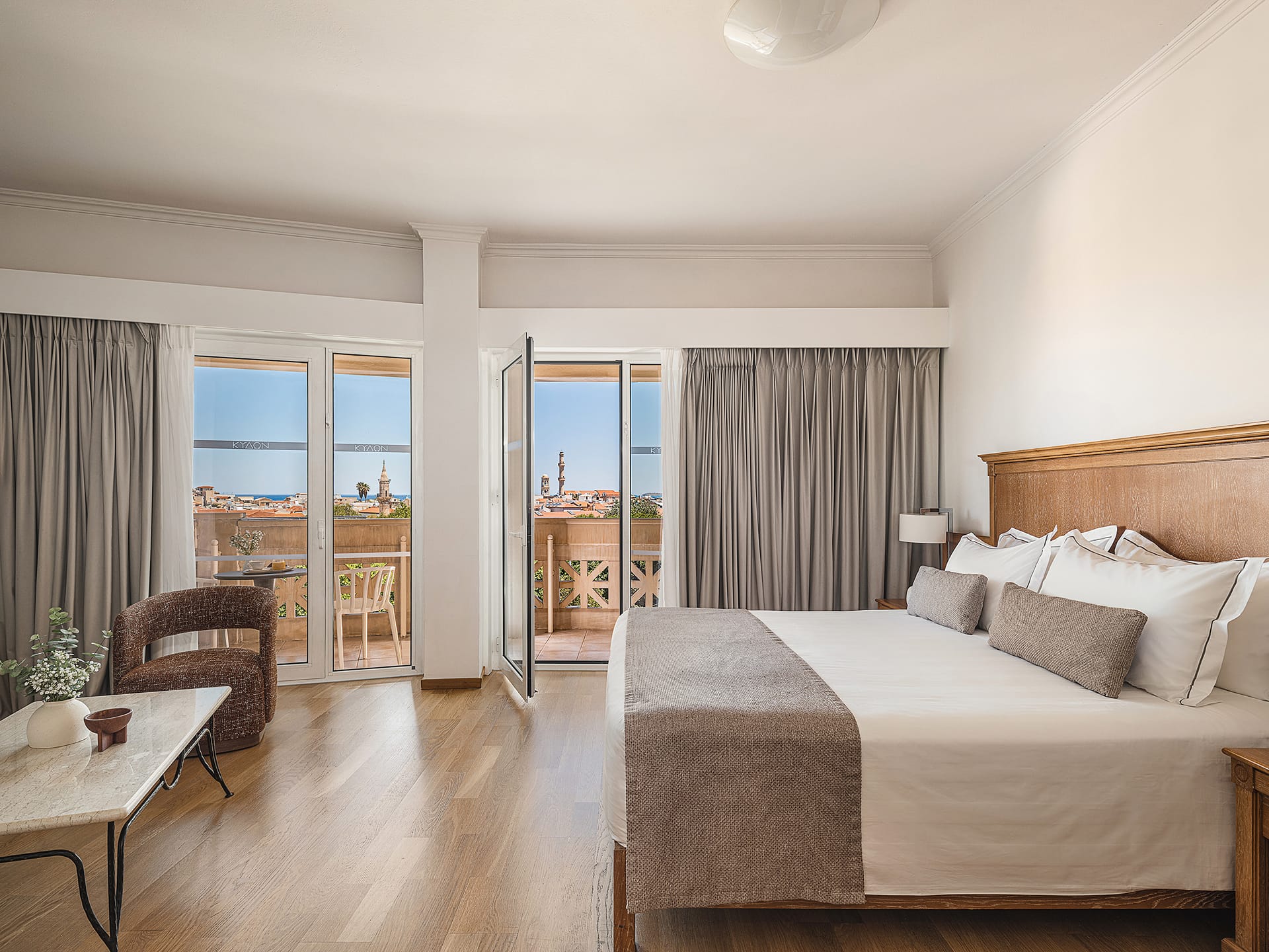 Junior Suite Old Town View