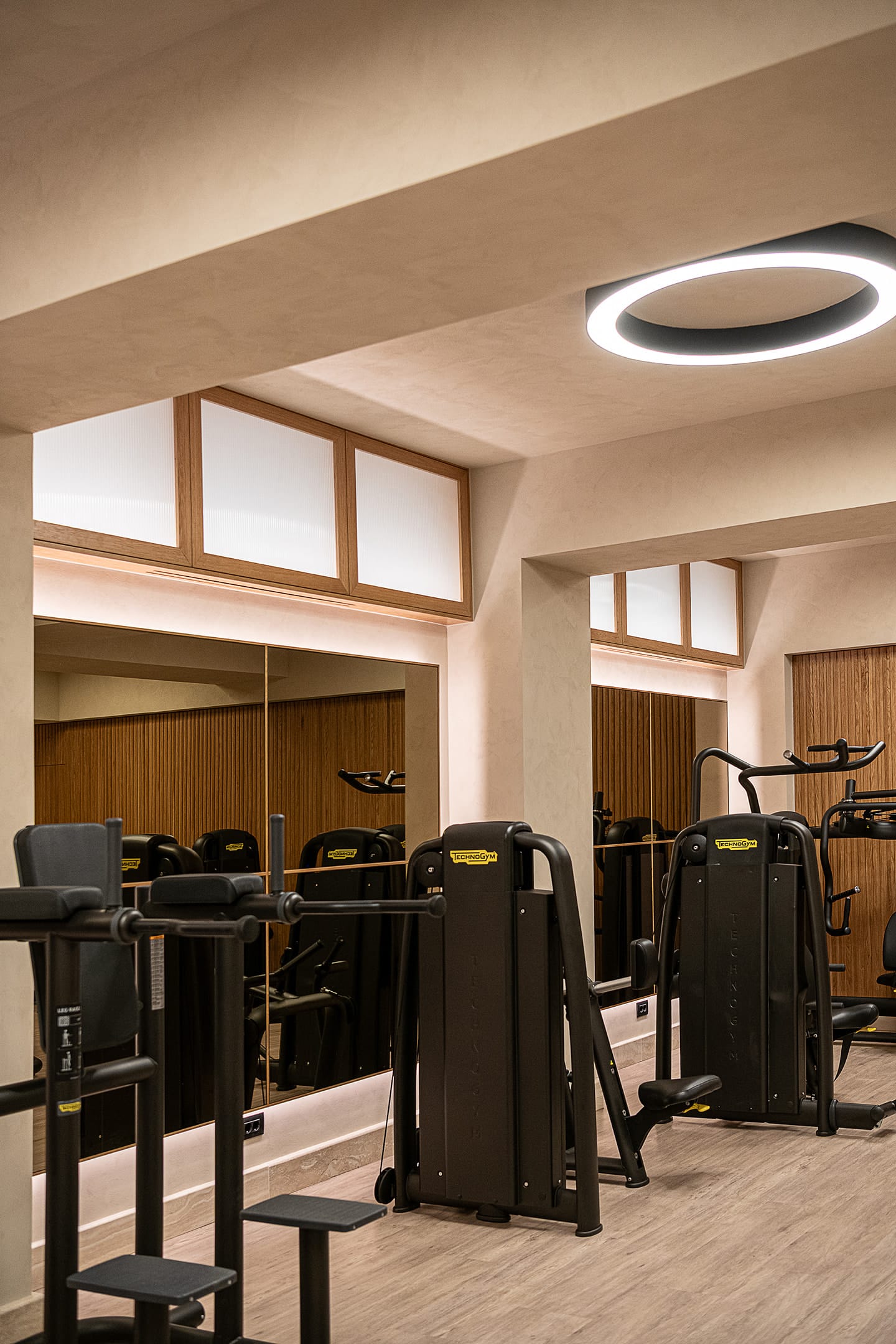 Kydon, The Heart City Hotel, ,