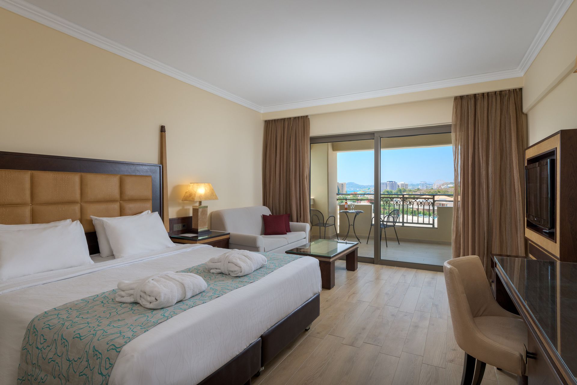 la marquise luxury resort complex kallithea