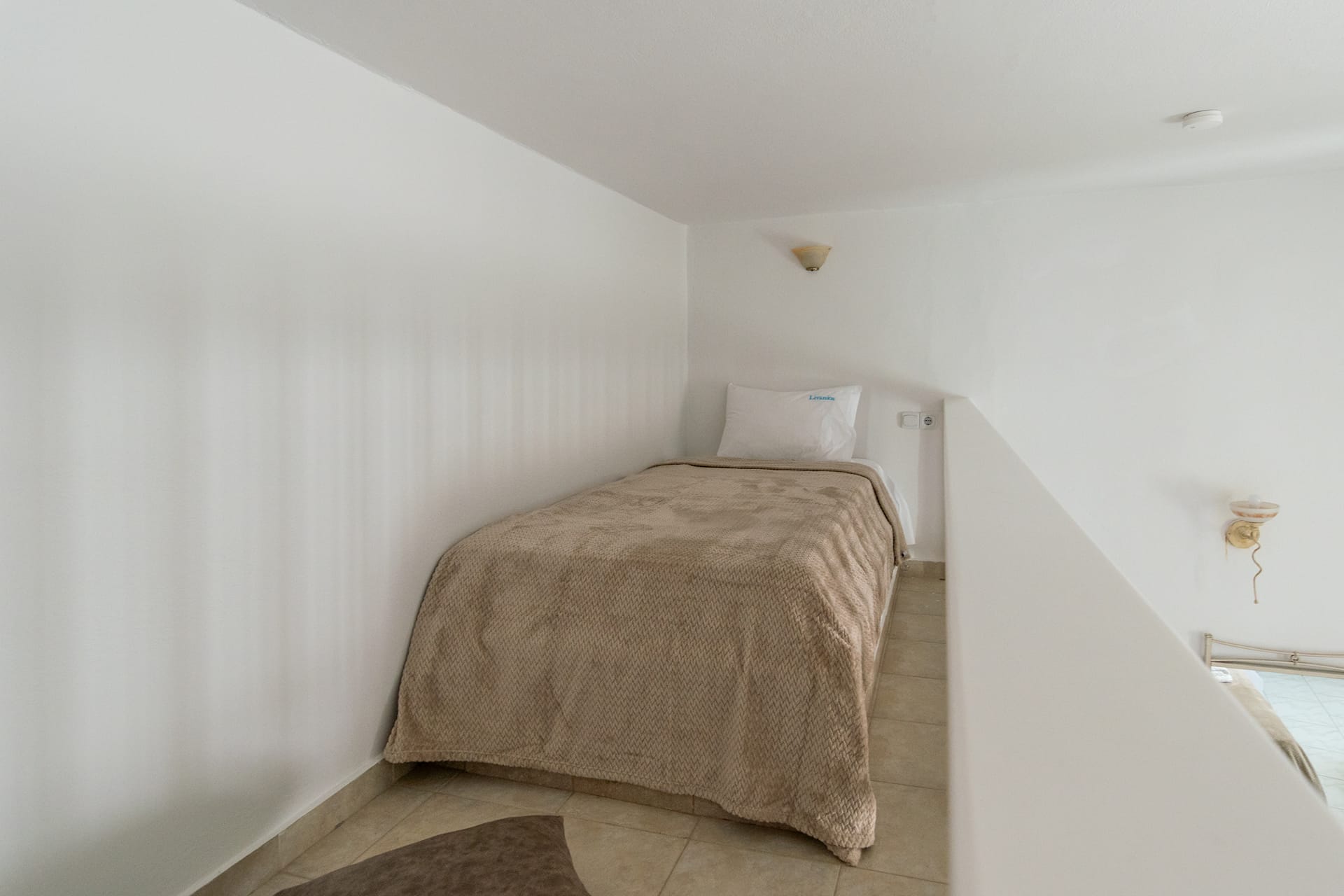 Traditional Room II