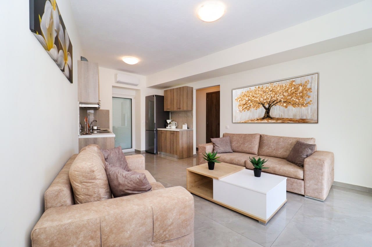 Vicktoria Deluxe Apartments with 2 Bedrooms Hanioti