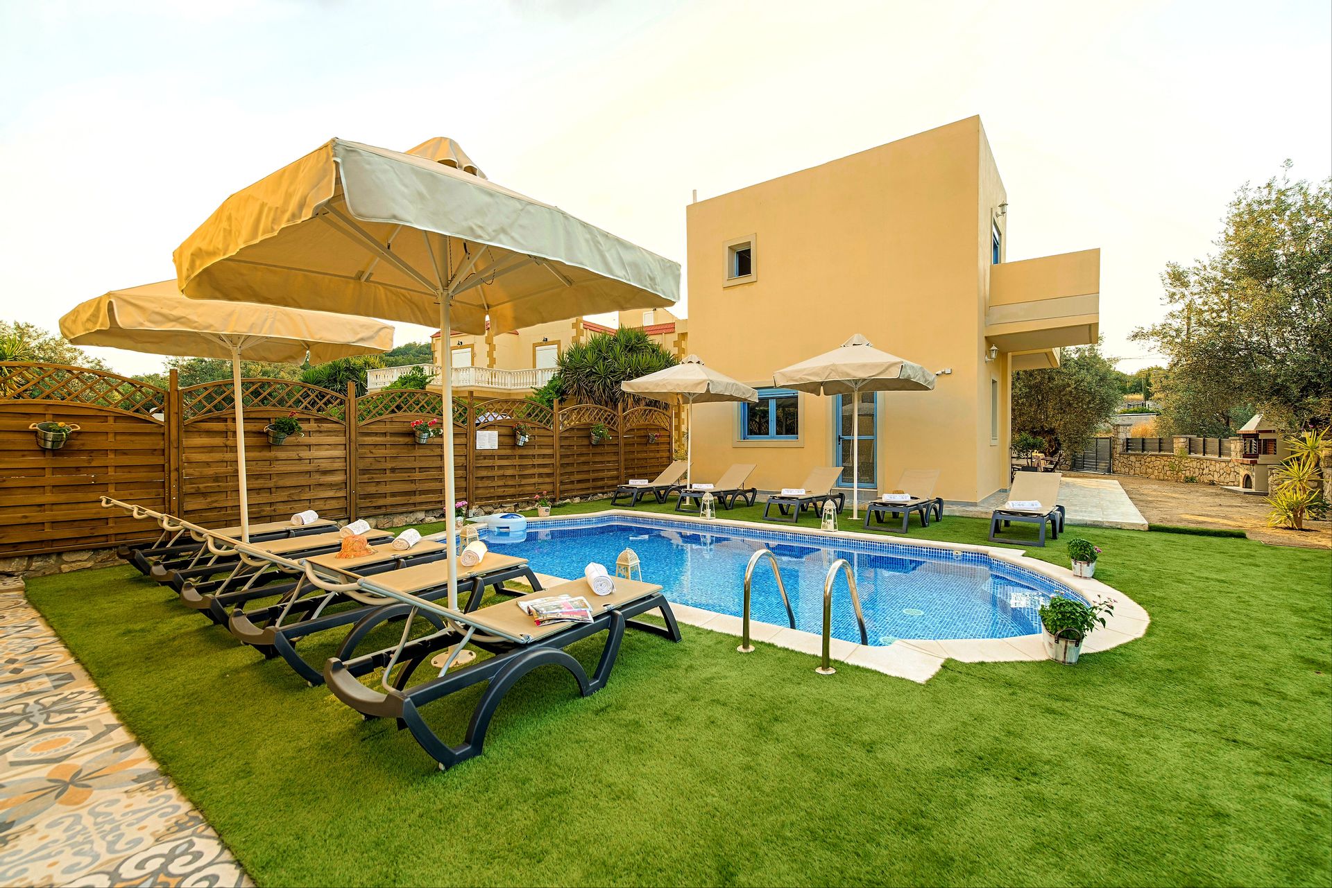 Retro Villas - Superior Villa with Pool