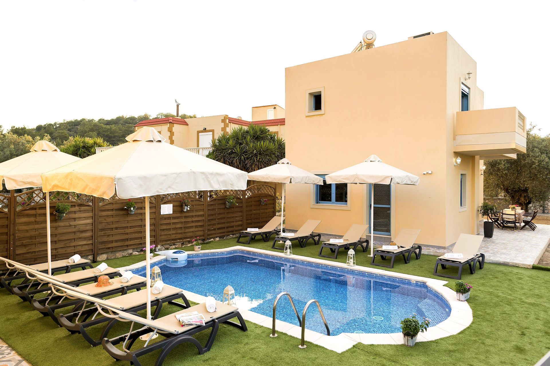 Retro Villas - Superior Villa with Pool