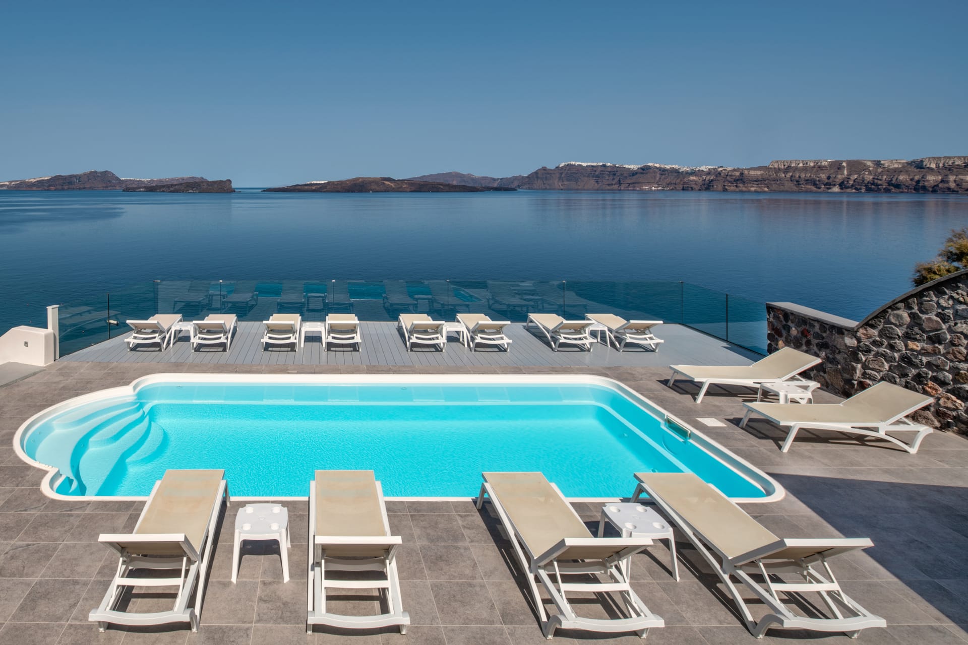 Kokkinos Villas 
Santorini