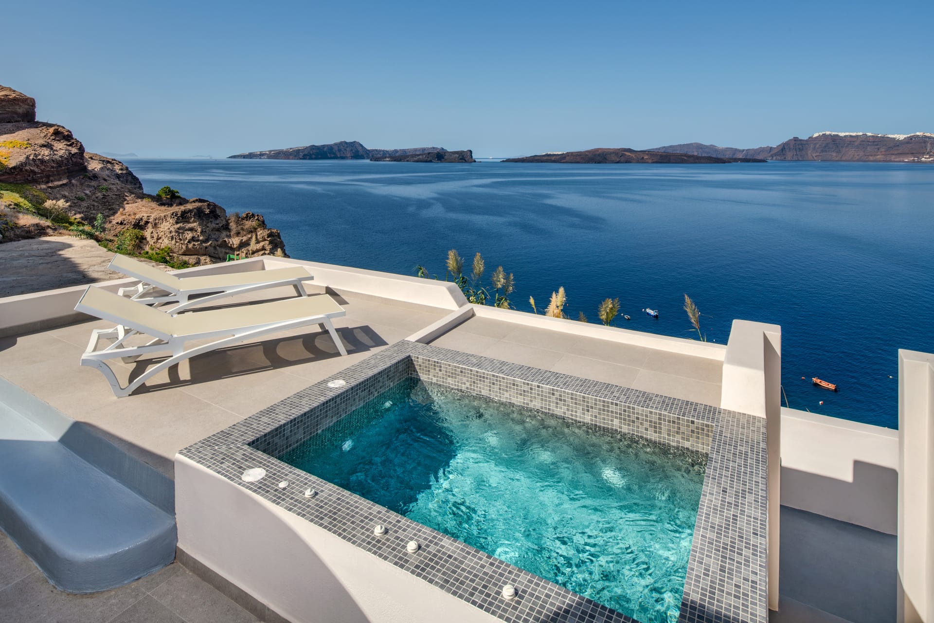 Kokkinos Villas 
Santorini
