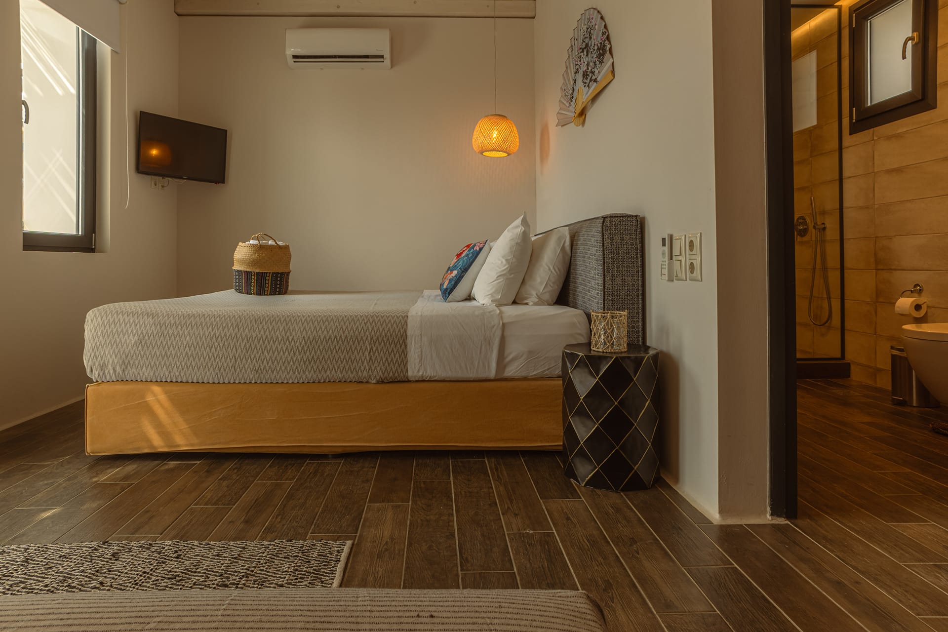 Maregold Mykonos, Elia, Grčka — The Isatis Suite with mini pool (Ground floor)
