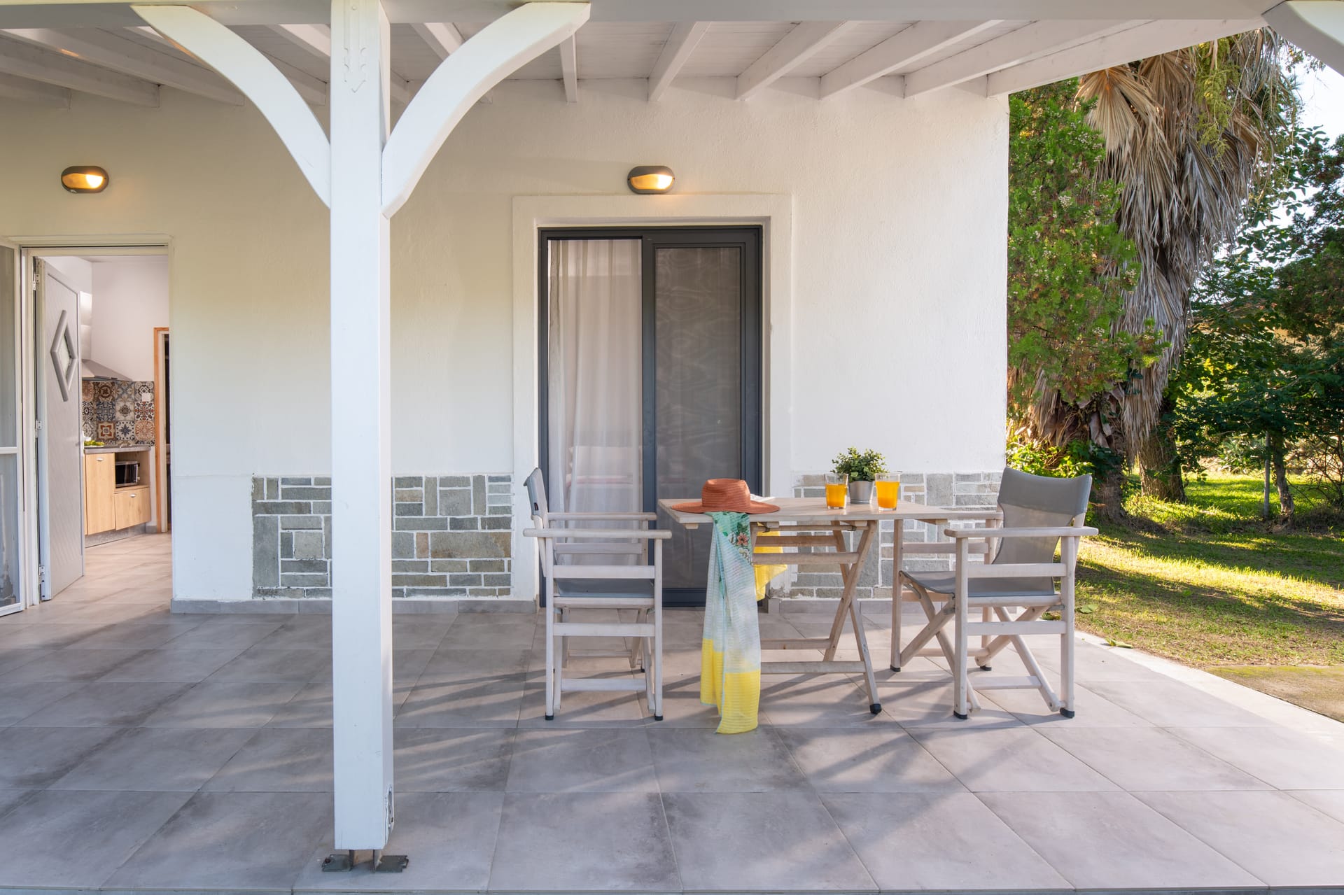 1 Bedroom Bungalow with Private Garden