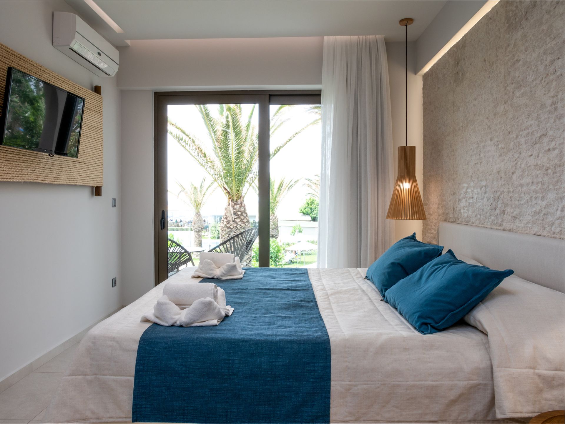 Exclusive Suite with Sea View Marinos Beach Hotel Apartments