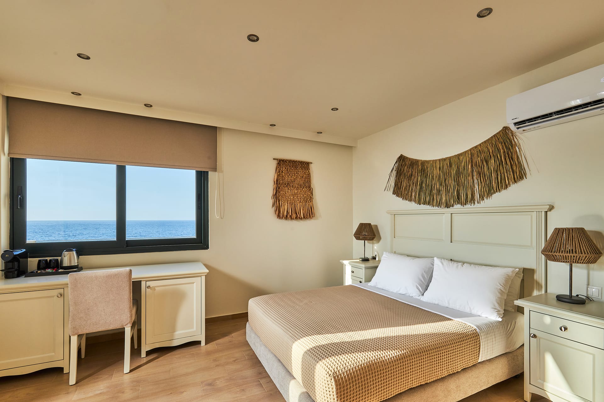 Mila Sissi Bay Hotel, Sisi, Grčka — Deluxe Suite Sea View