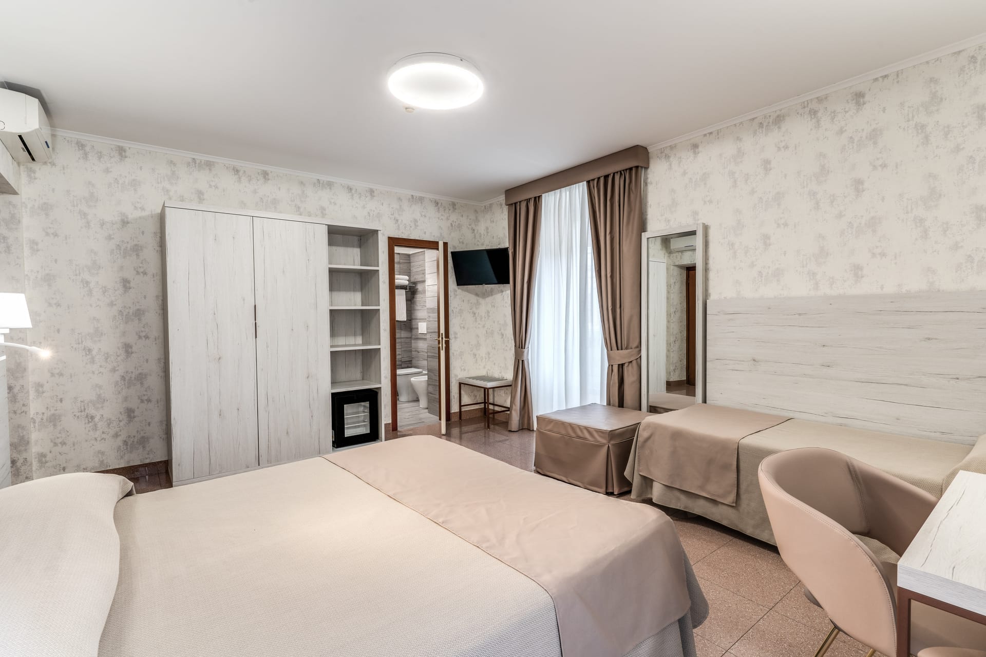 Superior Triple Room - Milo Hotel Rome Italy | Book Online