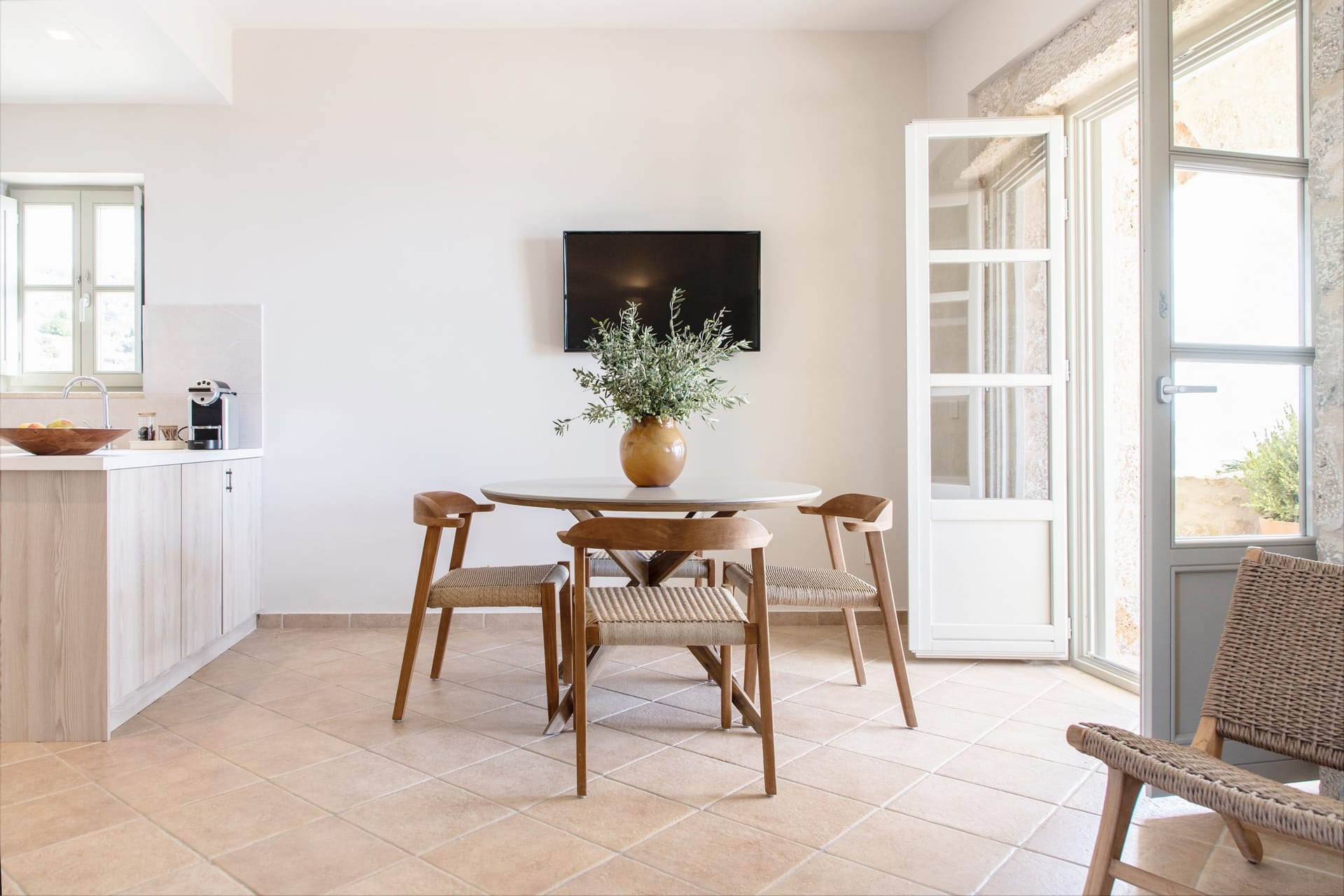 Monogram Travel Peloponnese, Grčka — Villa Camelia | 5 Bedrooms | Mani
