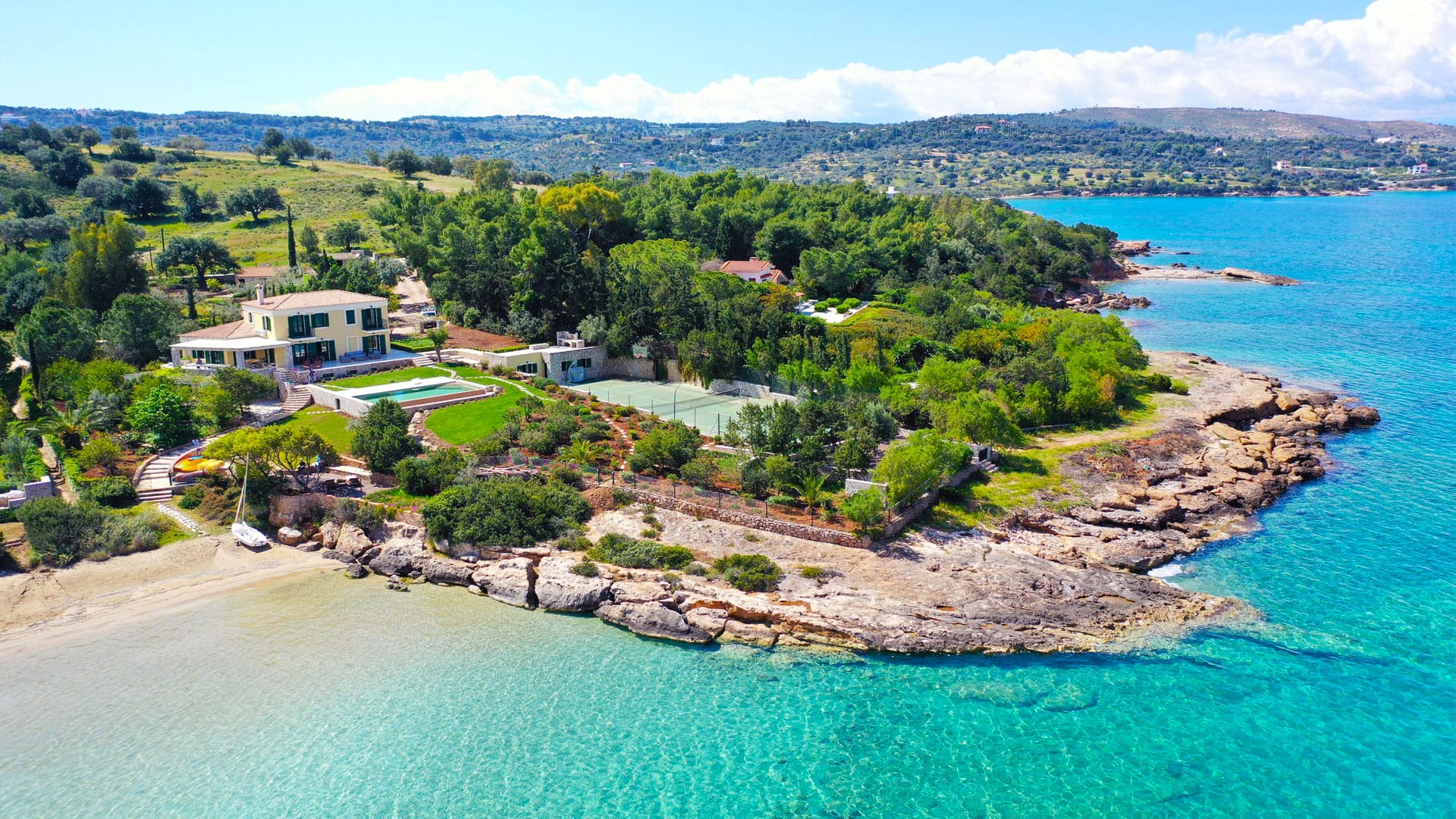 Monogram Travel Peloponnese, Grčka — Villa Nora | 8 Bedrooms | Porto Heli