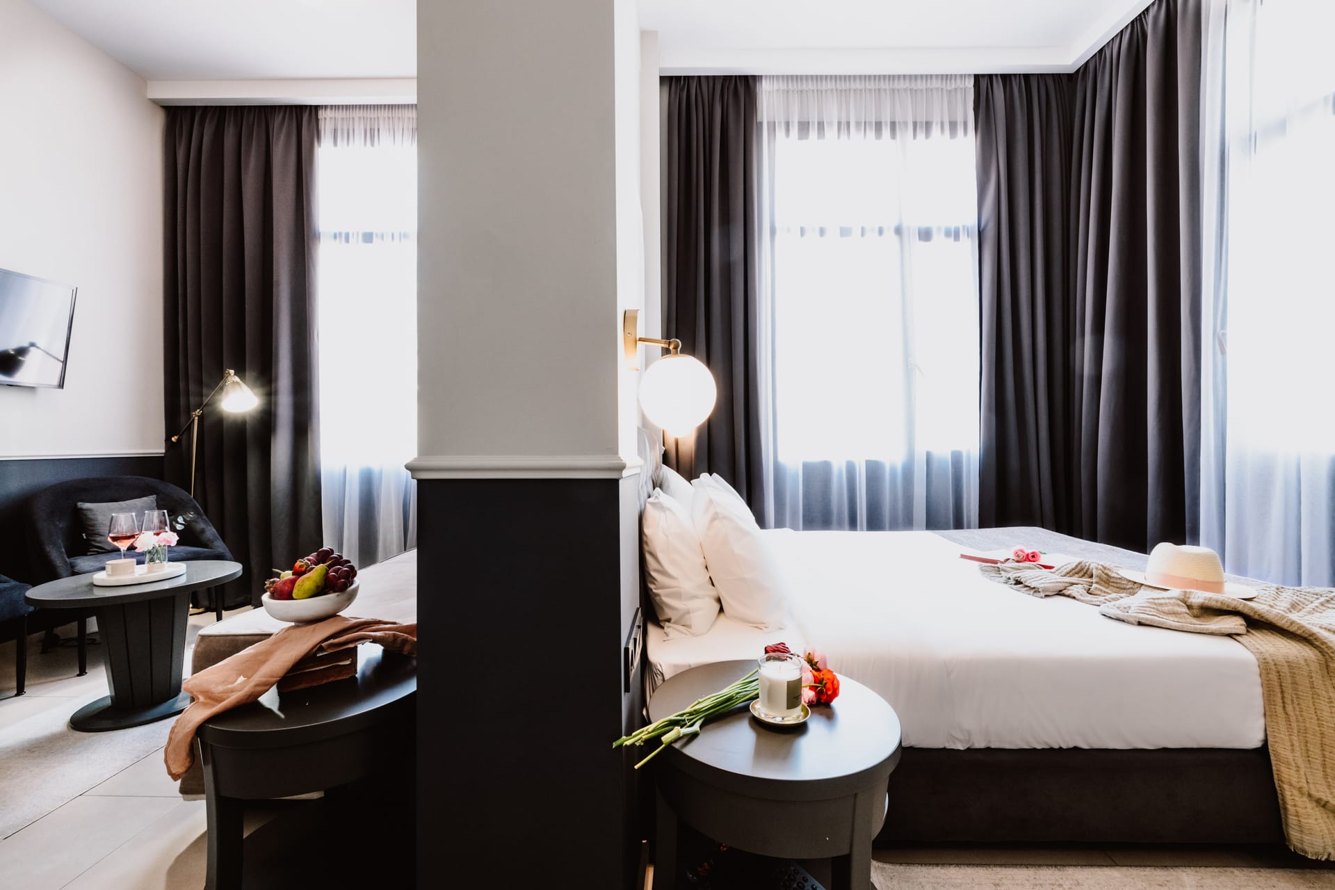 The Mood Luxury Rooms