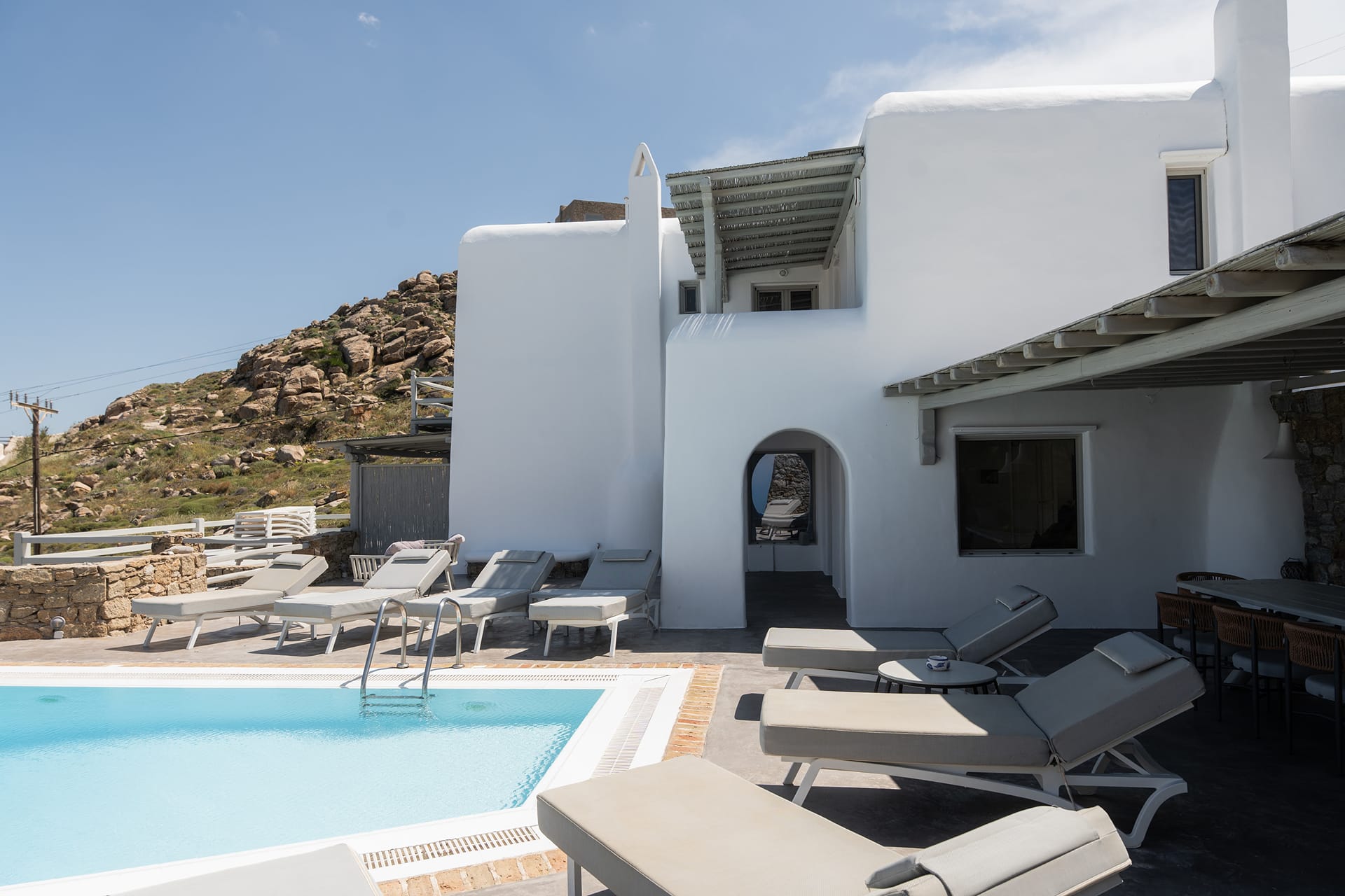 Mykonos Mood Villas, Ftelia, Grčka — Villa Gin - Kanalia - Mykonos - 4 bedrooms - private pool