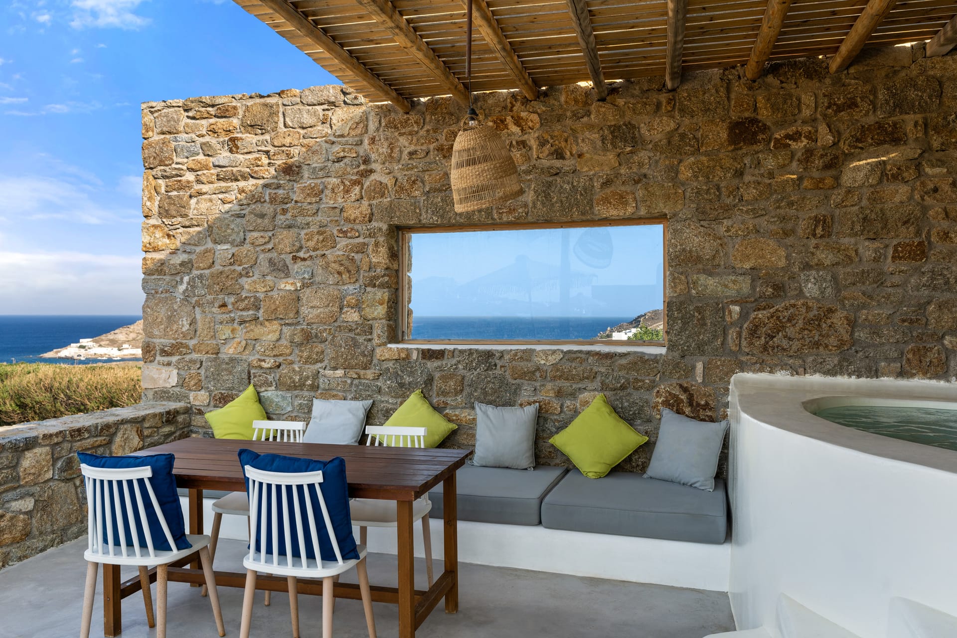 Superior Suite with Jetted Tub & Sea View