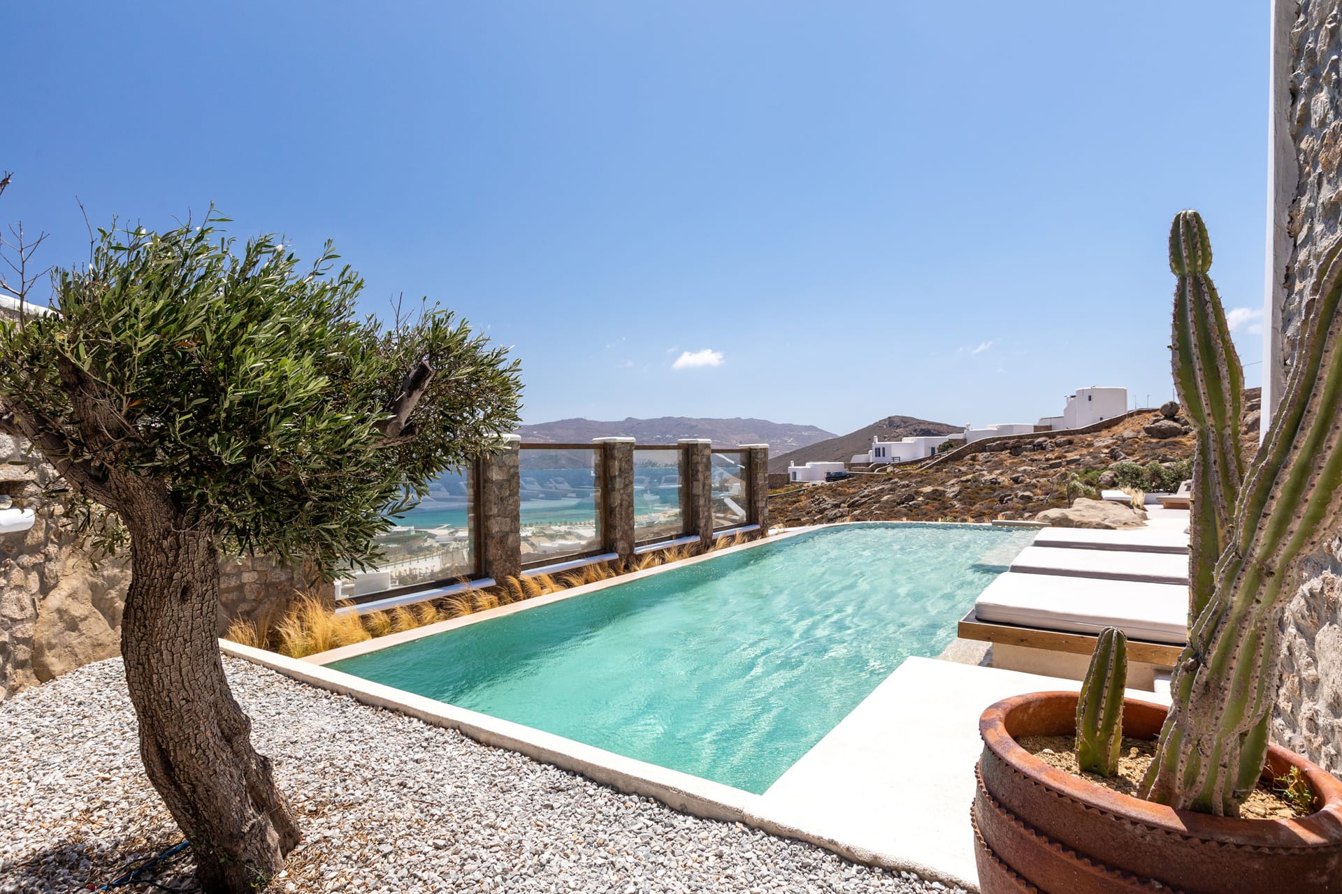 7-Bedroom Villa with 2 private pools and sea view