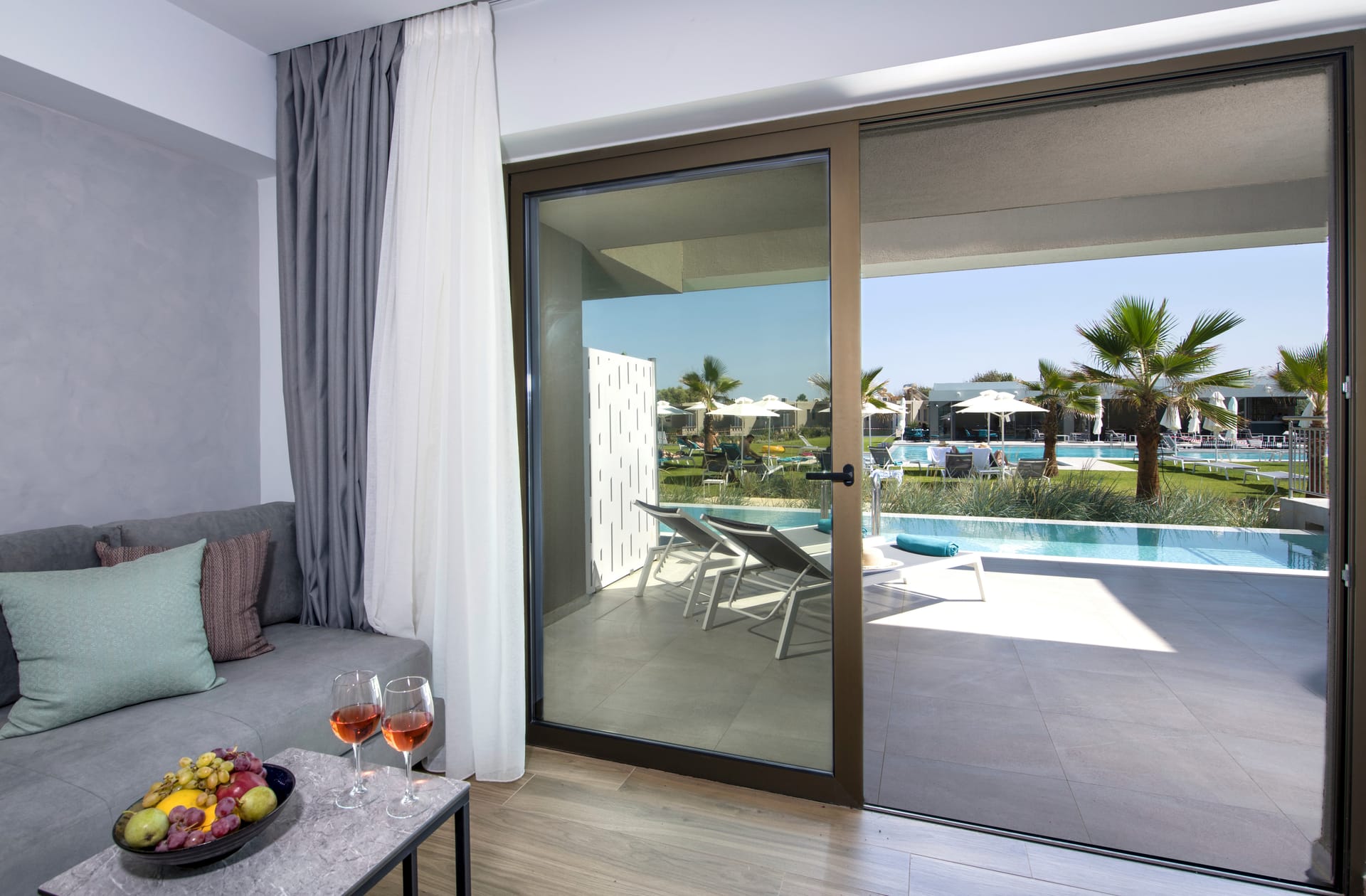 Myrion Beach Resort & Spa 5 * Myrion Beach Resort & Spa 5 *