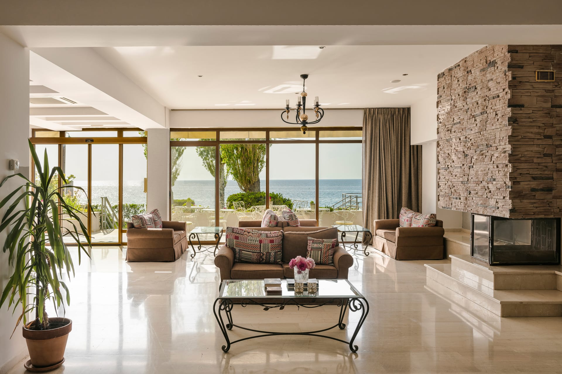 Niki Beach  - pic #2