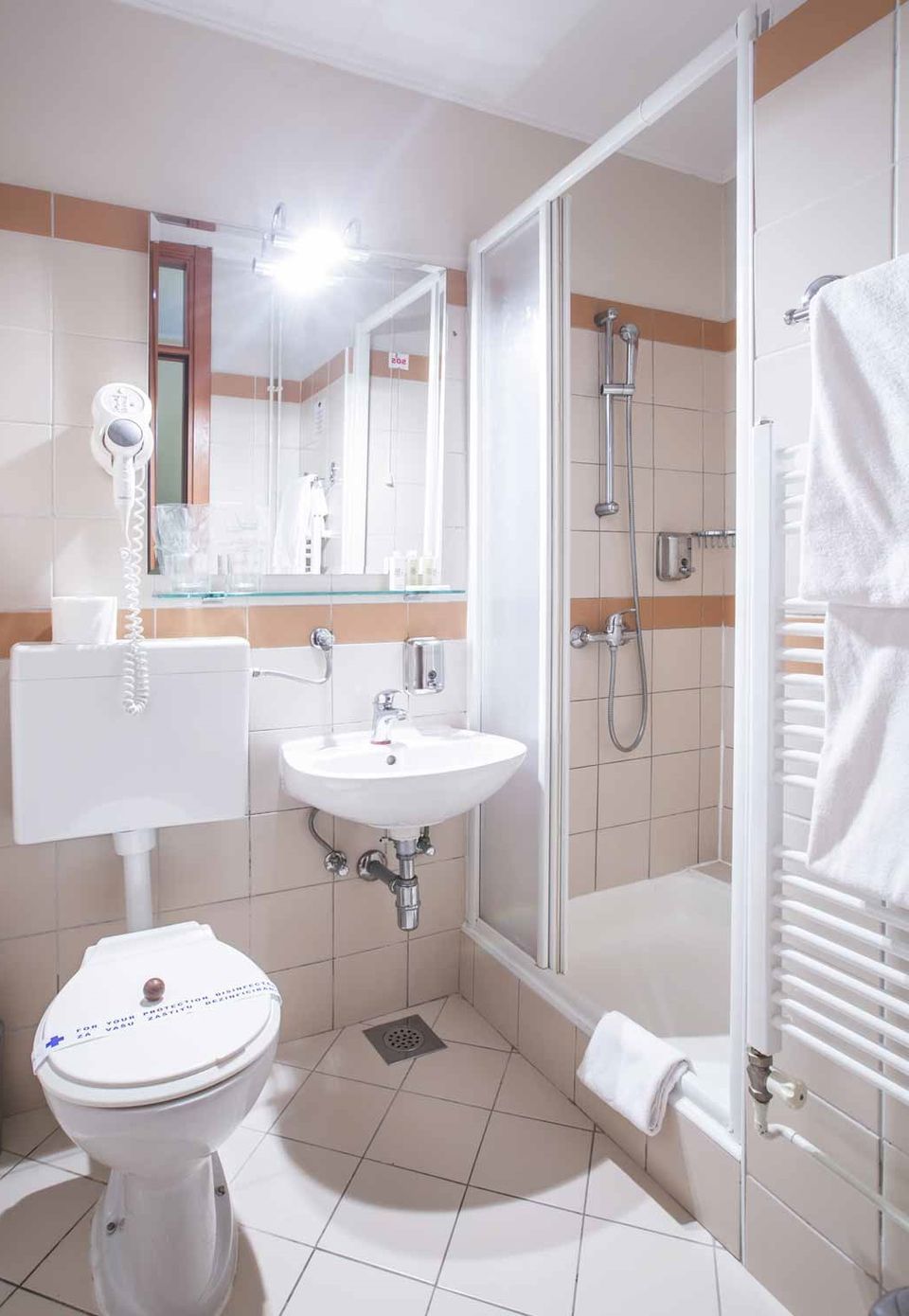 Povezane Dvokrevetne Sobe 36m² s Dvorište / Vrt Strane s Balkonima-2